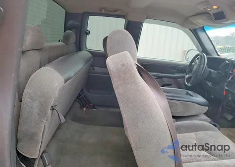 2003 Chevrolet Silverado C1500 из США, поврежденный, VIN 2GCEC19T431252035